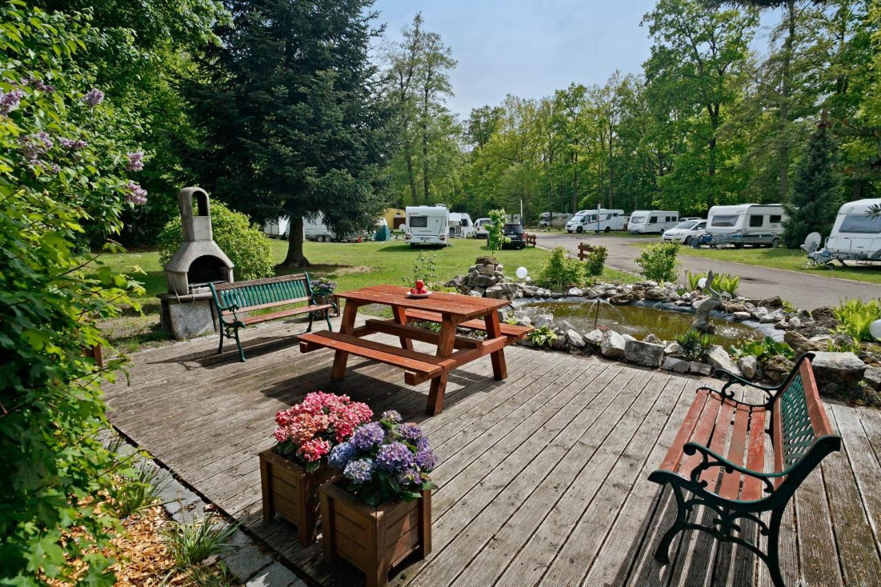 Knaus Campingpark Nurnberg Hotell Eksteriør bilde